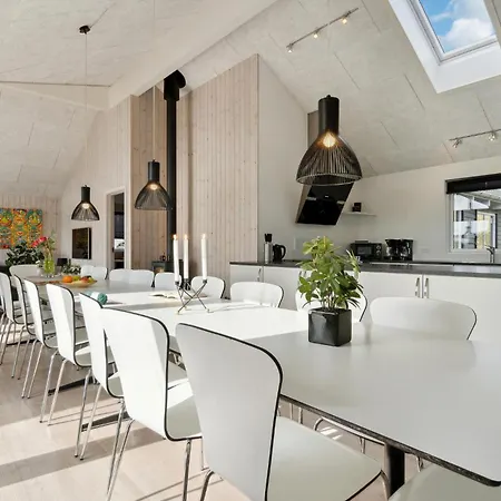 Stunning Home In Hvide Sande With Sauna *
