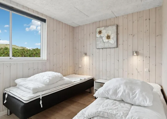 Casa vacanze Awesome In Hvide Sande With Sauna *