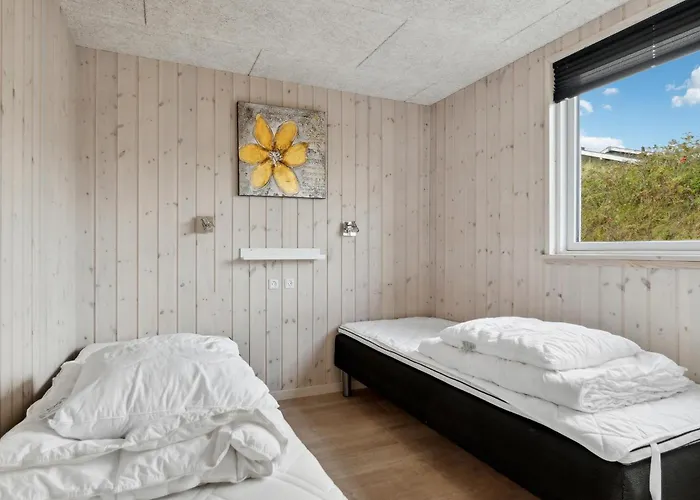 Casa vacanze Awesome In Hvide Sande With Sauna Havrvig