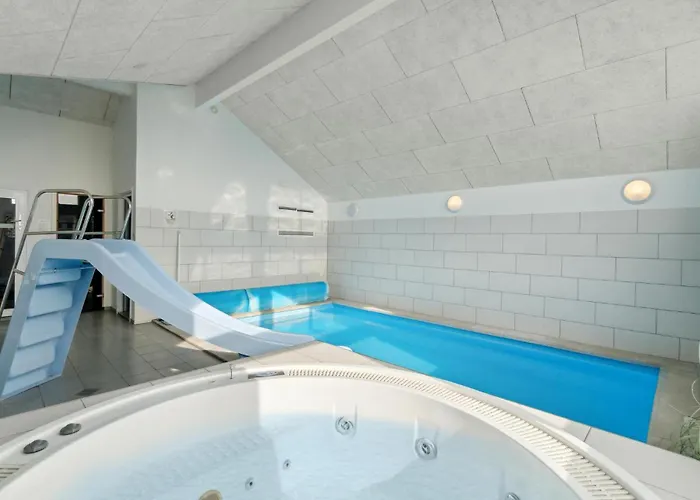 Casa vacanze Awesome In Hvide Sande With Sauna Havrvig